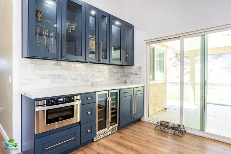 Modern Kitchen - Calabasas — image 6